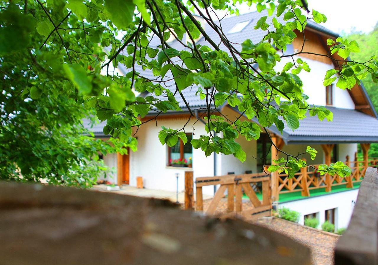 Zagroda Berezanka โปลันชิกค์ ภายนอก รูปภาพ
